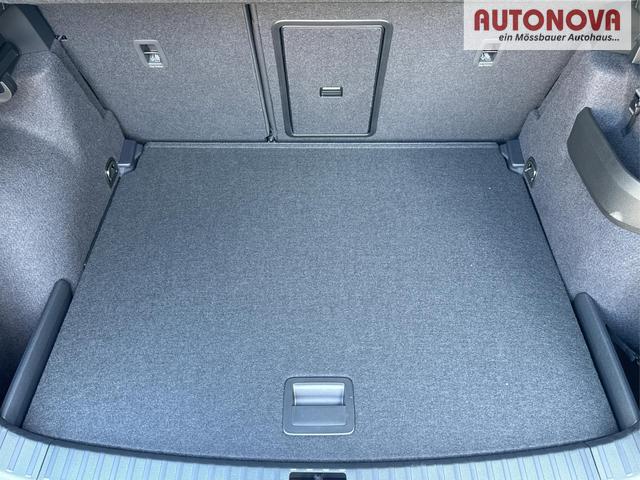 Skoda / Karoq / / / / AHK+el.HECKKLAPPE+KAMERA+PDC+ACC, Beispielbilder, ggf. teilweise mit Sonderausstattung