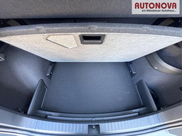 Skoda / Karoq / / / / AHK+el.HECKKLAPPE+KAMERA+PDC+ACC, Beispielbilder, ggf. teilweise mit Sonderausstattung