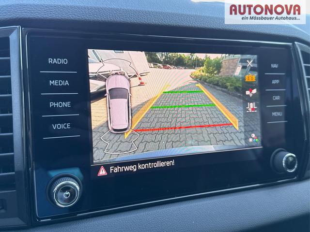 Skoda / Karoq / / / / AHK+el.HECKKLAPPE+KAMERA+PDC+ACC, Beispielbilder, ggf. teilweise mit Sonderausstattung