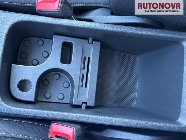 Skoda / Karoq / / / / AHK+el.HECKKLAPPE+KAMERA+PDC+ACC, Beispielbilder, ggf. teilweise mit Sonderausstattung