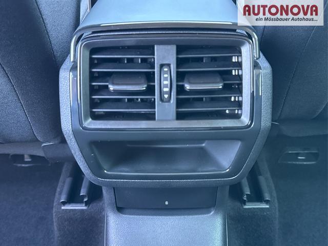 Skoda / Karoq / / / / AHK+el.HECKKLAPPE+KAMERA+PDC+ACC, Beispielbilder, ggf. teilweise mit Sonderausstattung