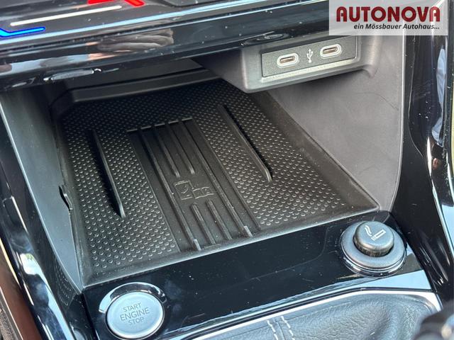 Volkswagen / T-Cross / Blau / / / MATRIX+SHZ+KAMERA+ACC+18'' ALU+KESSY+APP