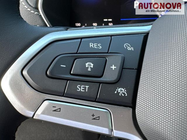 Volkswagen / T-Cross / Blau / / / MATRIX+SHZ+KAMERA+ACC+18'' ALU+KESSY+APP