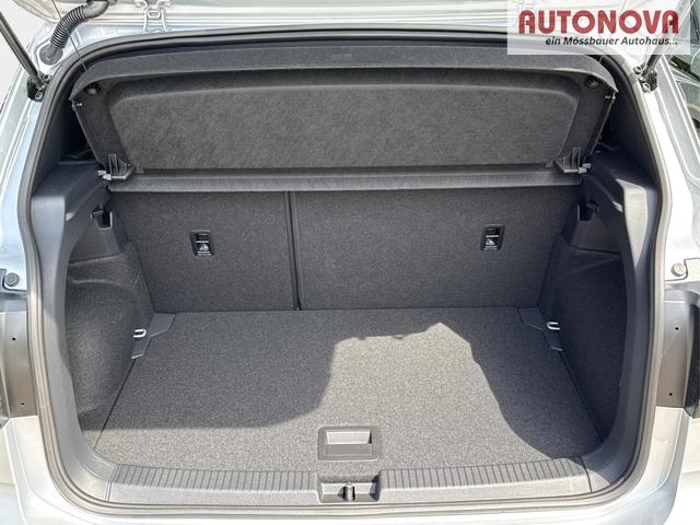 Volkswagen / T-Cross / Silber / / / MATRIX+SHZ+KAMERA+ACC+18'' ALU+KESSY+APP, Beispielbilder, ggf. teilweise mit Sonderausstattung