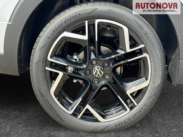 Volkswagen / T-Cross / Silber / / / MATRIX+SHZ+KAMERA+ACC+18'' ALU+KESSY+APP