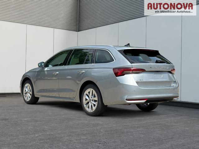 Skoda / Octavia Combi / Silber / / / ACC+AHK+eHK+KAM+PDC+LED+17 ALU+SHZ, Beispielbilder, ggf. teilweise mit Sonderausstattung