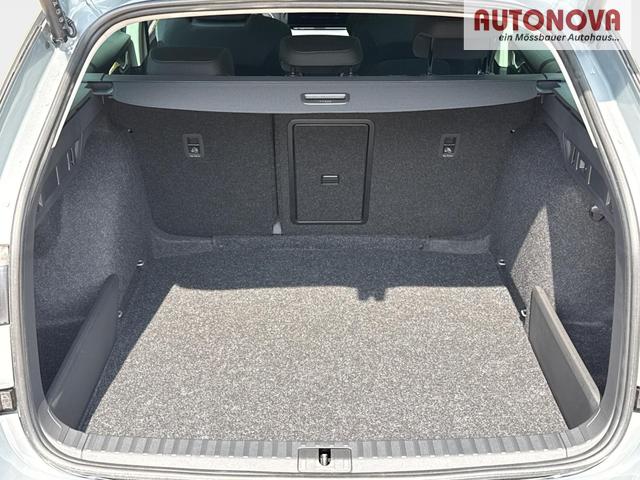 Skoda / Octavia Combi / Silber / / / ACC+AHK+eHK+KAM+PDC+LED+17 ALU+SHZ, Beispielbilder, ggf. teilweise mit Sonderausstattung
