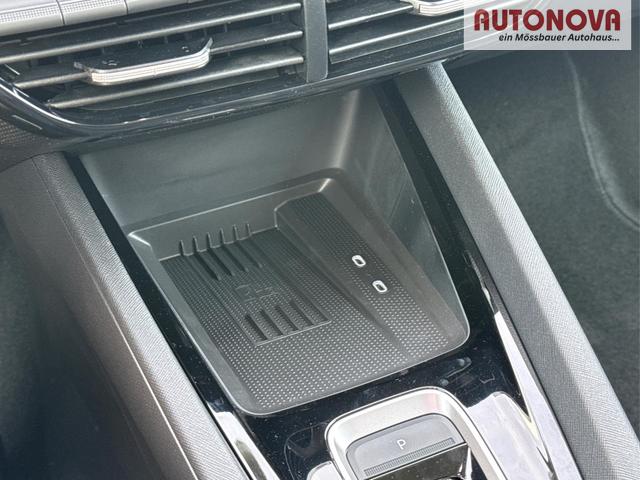 Skoda / Octavia Combi / Silber / / / ACC+AHK+eHK+KAM+PDC+LED+17 ALU+SHZ, Beispielbilder, ggf. teilweise mit Sonderausstattung