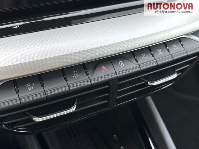 Skoda / Octavia Combi / Silber / / / ACC+AHK+eHK+KAM+PDC+LED+17 ALU+SHZ, Beispielbilder, ggf. teilweise mit Sonderausstattung