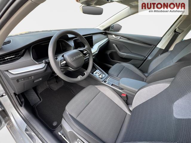 Skoda / Octavia Combi / Silber / / / ACC+AHK+eHK+KAM+PDC+LED+17ALU+SHZ