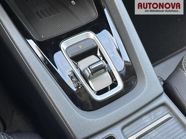 Skoda / Octavia Combi / Silber / / / ACC+AHK+eHK+KAM+PDC+LED+17ALU+SHZ