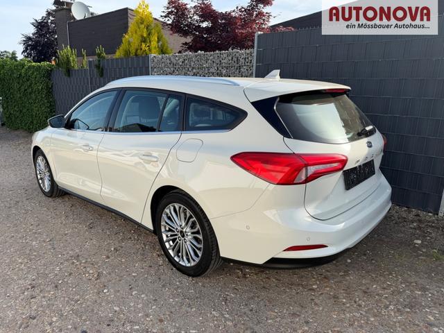 Ford Focus Turnier 1.0 EcoBoost 155 48V Titanium AHK Totwinkel 
