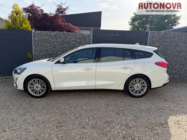 Ford Focus Turnier 1.0 EcoBoost 155 48V Titanium AHK Totwinkel 