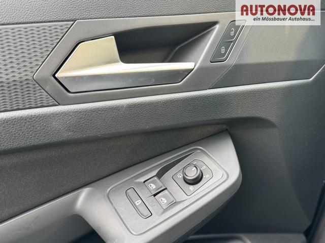 Ford Tourneo Connect Titanium kaufen