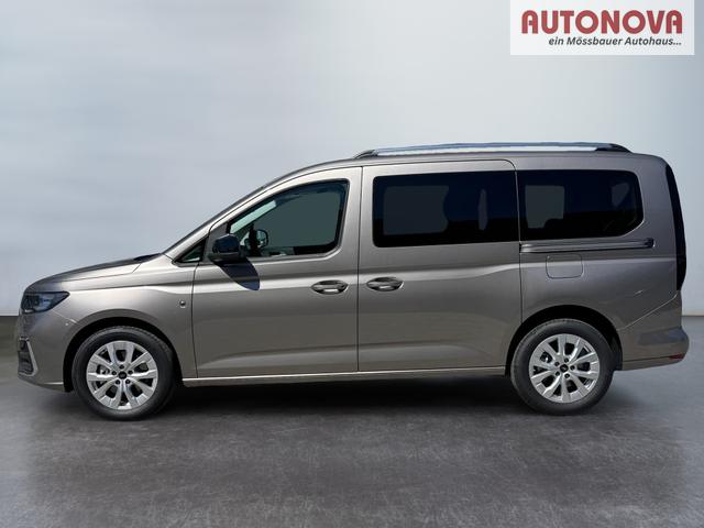 Ford Grand Tourneo Titanium