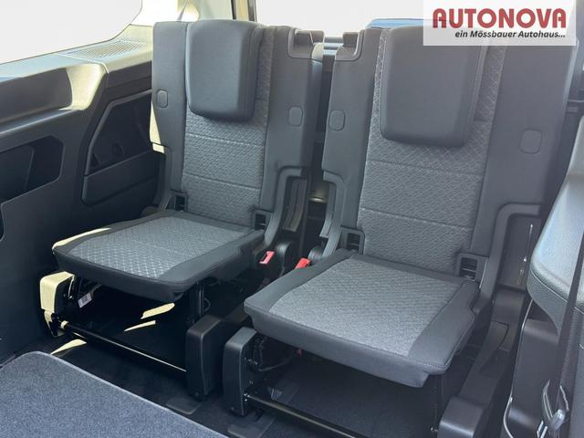 Ford Grand Tourneo Titanium