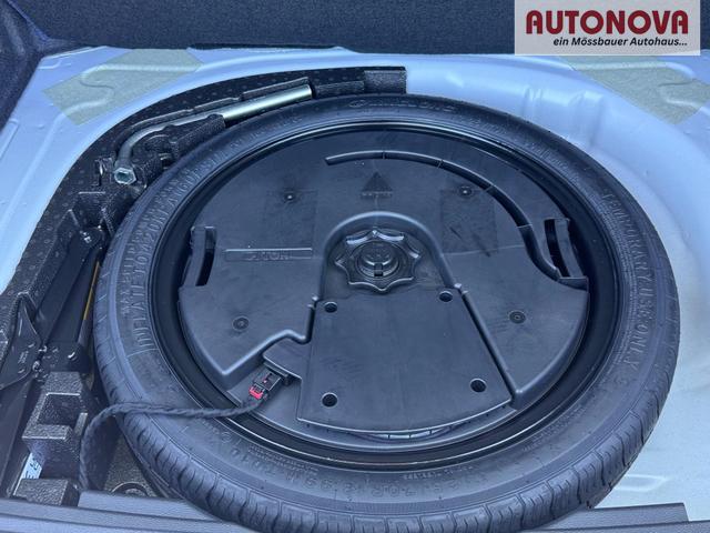 Skoda Karoq Sportline 1,5 TSI DSG 2ZKlima AHK 4x Sitzheizung beheizte Frontscheibe Canton Totewinkel 5J Garantie 