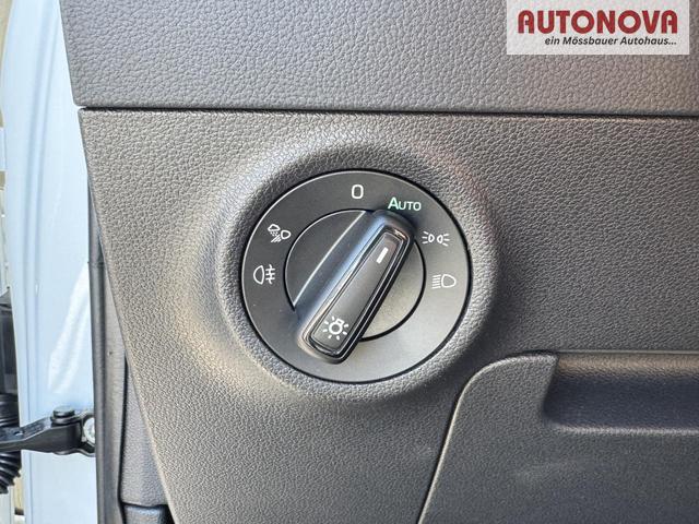 Skoda Karoq Sportline 1,5 TSI DSG 2ZKlima AHK 4x Sitzheizung beheizte Frontscheibe Canton Totewinkel 5J Garantie 
