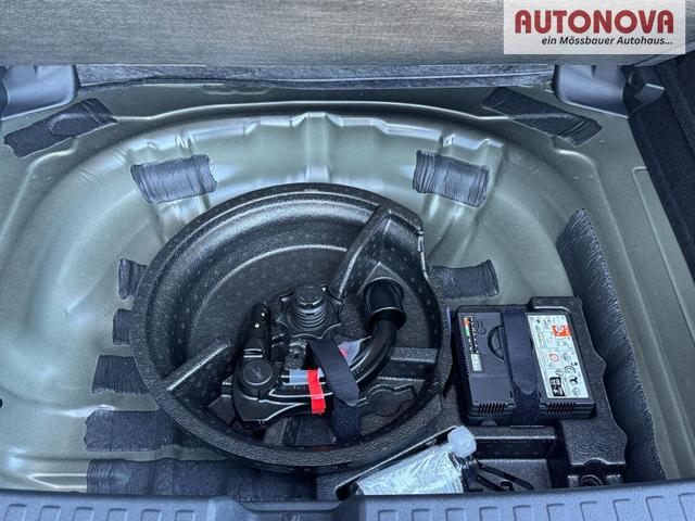Audi A3 TFSI 150 S tronic line AHK Matrix ACC elHk SpSi 3JG 