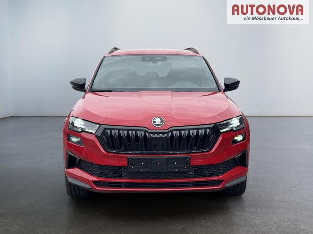 Skoda Karoq Sportline 1,5 TSI DSG 2ZKlimaautomatik Canton Anh&auml;ngerkupplung Totewinkel Assistent 2 x Einparkhilfe Kamera 19 Zoll Felgen adaptiver Tempomat 5J Garantie 
