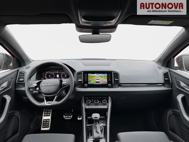 Skoda Karoq Sportline 1,5 TSI DSG 2ZKlimaautomatik Canton Anh&auml;ngerkupplung Totewinkel Assistent 2 x Einparkhilfe Kamera 19 Zoll Felgen adaptiver Tempomat 5J Garantie 