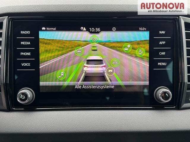 Skoda Karoq Sportline 1,5 TSI DSG 2ZKlimaautomatik Canton Anh&auml;ngerkupplung Totewinkel Assistent 2 x Einparkhilfe Kamera 19 Zoll Felgen adaptiver Tempomat 5J Garantie 