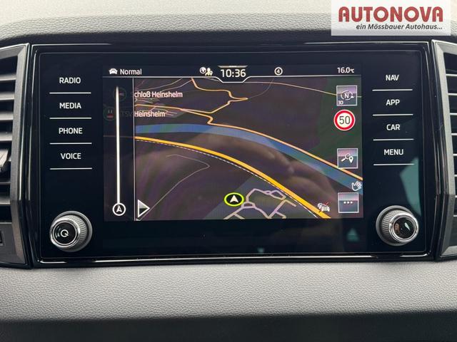Skoda Karoq Sportline 1,5 TSI DSG 2ZKlimaautomatik Canton Anh&auml;ngerkupplung Totewinkel Assistent 2 x Einparkhilfe Kamera 19 Zoll Felgen adaptiver Tempomat 5J Garantie 