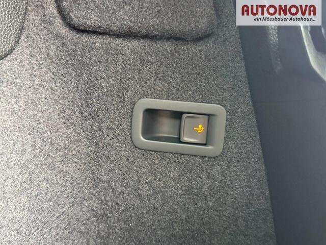 Skoda Karoq Sportline 1,5 TSI DSG 2ZKlimaautomatik Canton Anh&auml;ngerkupplung Totewinkel Assistent 2 x Einparkhilfe Kamera 19 Zoll Felgen adaptiver Tempomat 5J Garantie 