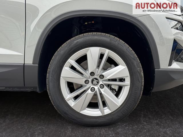 Skoda Karoq Extra Plus 2,0 TDI DSG 2Zoklima 2xEinparkhilfe AHK Kamera Sitzheizung beheiztes Lenkrad 