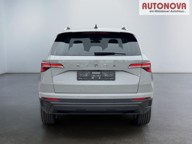 Skoda Karoq Extra Plus 2,0 TDI DSG 2Zoklima 2xEinparkhilfe AHK Kamera Sitzheizung beheiztes Lenkrad 