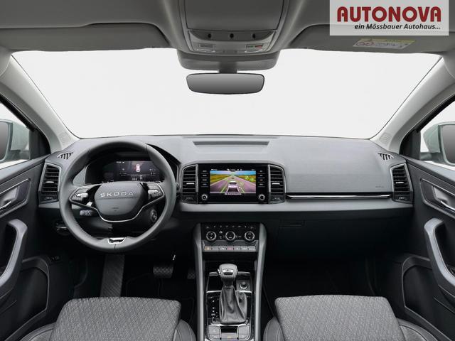 Skoda Karoq Extra Plus 2,0 TDI DSG 2Zoklima 2xEinparkhilfe AHK Kamera Sitzheizung beheiztes Lenkrad 
