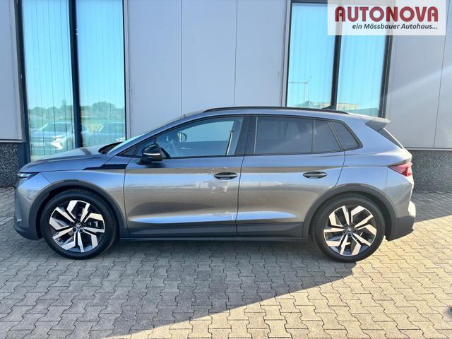 Skoda Elroq Sportline 60 204PS, GRAPHITE-GRAU METALLIC, ELEKTR. HECKKLAPPE, MATRIX-LED, BEH. FRONTSCHEIBE, SITZHEIZUNG V/H, 3Z-CLIMATRONIC, KESSY+ALARM, 20" ALU, SEITENAIRBAGS HINTEN, PARKSENSOREN R&Uuml;CKFAHRKAMERA, NAVIGATION, SUNSET, TRAVEL ASSIST 
