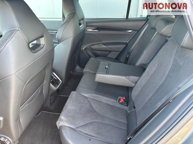 Skoda Elroq Sportline 60 204PS, GRAPHITE-GRAU METALLIC, ELEKTR. HECKKLAPPE, MATRIX-LED, BEH. FRONTSCHEIBE, SITZHEIZUNG V/H, 3Z-CLIMATRONIC, KESSY+ALARM, 20" ALU, SEITENAIRBAGS HINTEN, PARKSENSOREN R&Uuml;CKFAHRKAMERA, NAVIGATION, SUNSET, TRAVEL ASSIST 