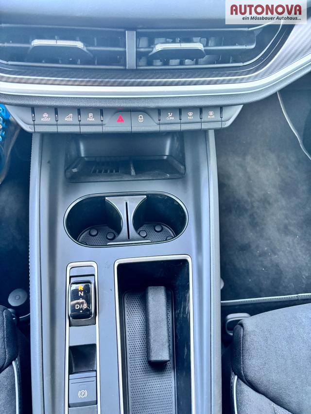 Skoda Elroq Sportline 60 204PS, GRAPHITE-GRAU METALLIC, ELEKTR. HECKKLAPPE, MATRIX-LED, BEH. FRONTSCHEIBE, SITZHEIZUNG V/H, 3Z-CLIMATRONIC, KESSY+ALARM, 20" ALU, SEITENAIRBAGS HINTEN, PARKSENSOREN R&Uuml;CKFAHRKAMERA, NAVIGATION, SUNSET, TRAVEL ASSIST 