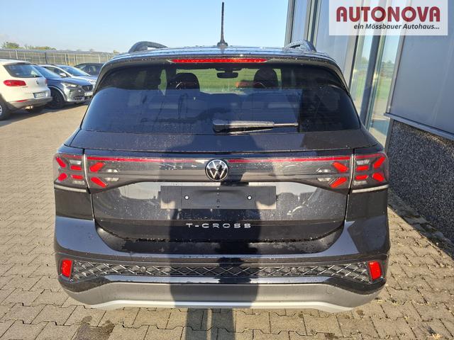 Volkswagen T-Cross R-Line Limited 1.0 TSI 115PS, Deep-Black-Metallic, 5 JAHRE GARANTIE, ANH&Auml;NGERKUPPLUNG, CLIMATRONIC, SITZHEIZUNG, 18" Alu, MATRIX-LED, Adaptiver Tempomat ACC, Parksensoren, R&uuml;ckfahrkamera, Keyless, Abgedunkelte Scheiben, Radio "Ready2Discover" + App-Connect 