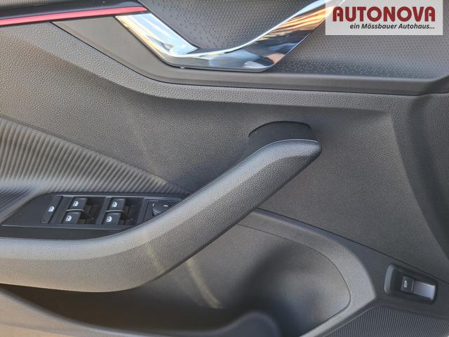 Skoda Kamiq Monte Carlo 1.5 TSI 150PS DSG, 5J GARANTIE, 18"ALU, METALLIC, ELE. HECKKLAPPE, ANH&Auml;NGERKUPPLUNG, BEH. FRONTSCHEIBE, MATRIX-LED, PANORAMADACH, Sitzheizung, Lenkradhzg, Ladeboden, ACC, SIDE Assist, Virtual Cockpit 10", Parksensoren, Kamera, KESSY, Privacy, Climatronic 