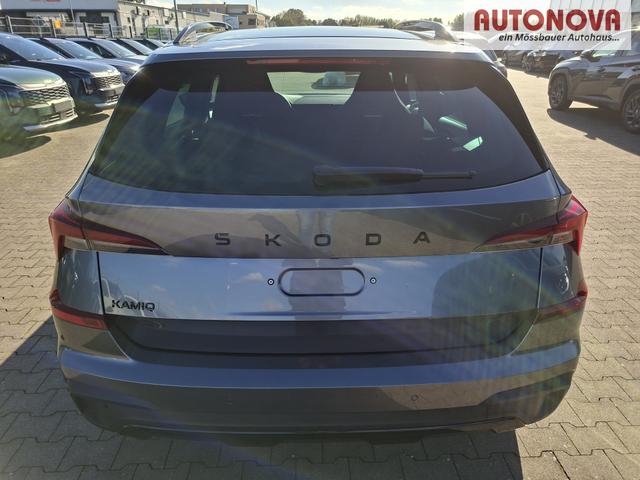 Skoda Kamiq Monte Carlo 1.5 TSI 150PS DSG, 5J GARANTIE, 18"ALU, METALLIC, ELE. HECKKLAPPE, ANH&Auml;NGERKUPPLUNG, BEH. FRONTSCHEIBE, MATRIX-LED, PANORAMADACH, Sitzheizung, Lenkradhzg, Ladeboden, ACC, SIDE Assist, Virtual Cockpit 10", Parksensoren, Kamera, KESSY, Privacy, Climatronic 