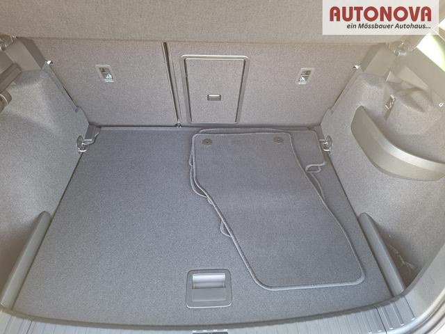Skoda Karoq Sportline 1.5 TSI 150PS DSG, WEISS-MET, 5JGARANTIE, AHK SCHWENKBAR, 19" ALU SAGITARIUS, BEHEIZTE FRONTSCHEIBE, SITZHEIZUNG, MATRIX-LED, Elektr. Heckklappe, Virtual Cockpit 10", Climatronic, NAVI, ACC, Parksensoren v/h, R&uuml;ckfahrkamera, Dachreling, PRIVACY-GLAS 