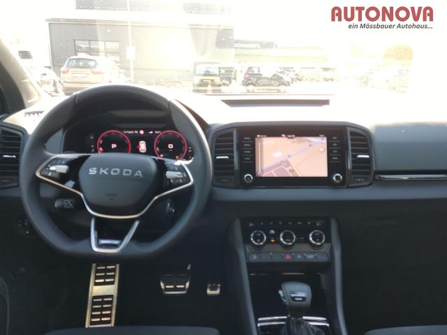 Skoda / Karoq / Wei&szlig; / / / , Beispielbilder, ggf. teilweise mit Sonderausstattung