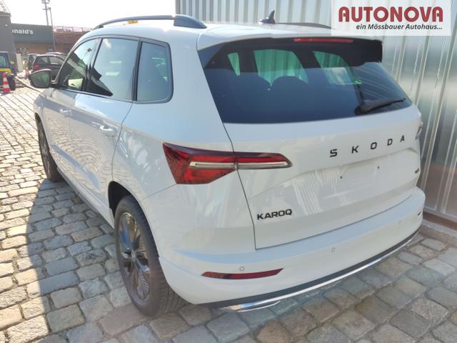 Skoda / Karoq / Wei&szlig; / / / , Beispielbilder, ggf. teilweise mit Sonderausstattung