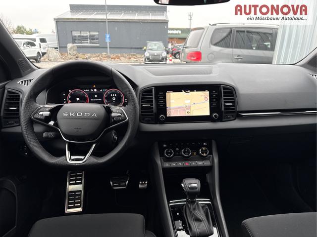 Skoda / Karoq / Blau / / / , Beispielbilder, ggf. teilweise mit Sonderausstattung