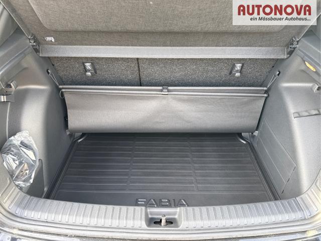  / / Schwarz / MonteCarlo / / 1.0 TSI 116PS DSG Panorama 2xDSG Kamera 17&ldquo; ALU, Beispielbilder, ggf. teilweise mit Sonderausstattung