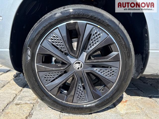 Skoda / Karoq / Grau / / / , Beispielbilder, ggf. teilweise mit Sonderausstattung
