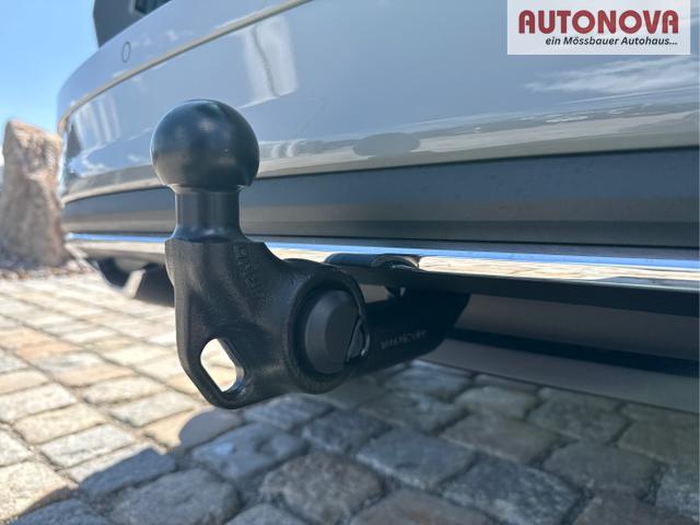 Skoda / Karoq / Grau / / / , Beispielbilder, ggf. teilweise mit Sonderausstattung