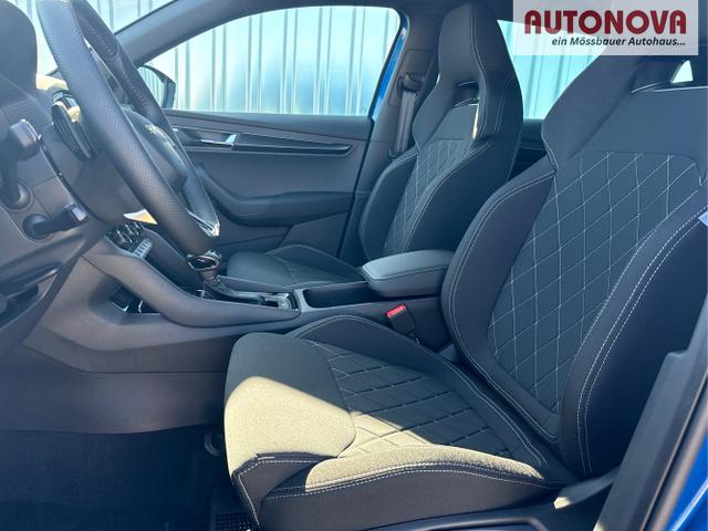 Skoda / Karoq / Blau / / / , Beispielbilder, ggf. teilweise mit Sonderausstattung