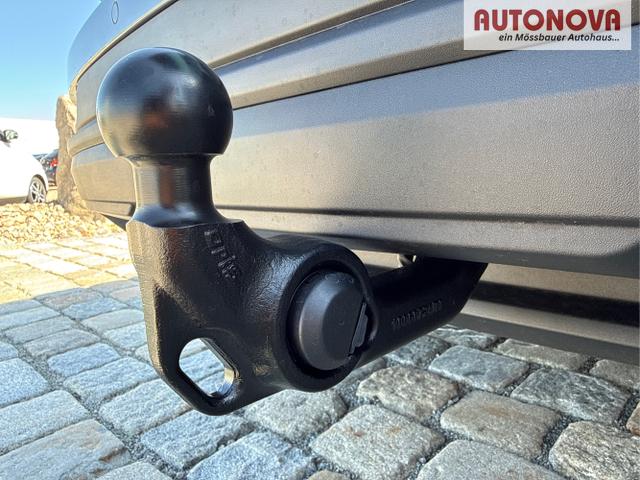 Skoda / Karoq / Grau / / / , Beispielbilder, ggf. teilweise mit Sonderausstattung