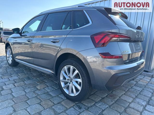 Skoda / Kamiq / Grau / / / 130 Jahre Premium Edition 1.5 TSI 150 PS DSG Anh&auml;ngerkupplung-AppleCarPlay-AndroidAuto-Winterpaket-Alcantara-DAB-Tempomat-Totwinkelassist-Kamera-SunSet-el.Heckklappe-17''Alu-Sofort, Beispielbilder, ggf. teilweise mit Sonderausstattung