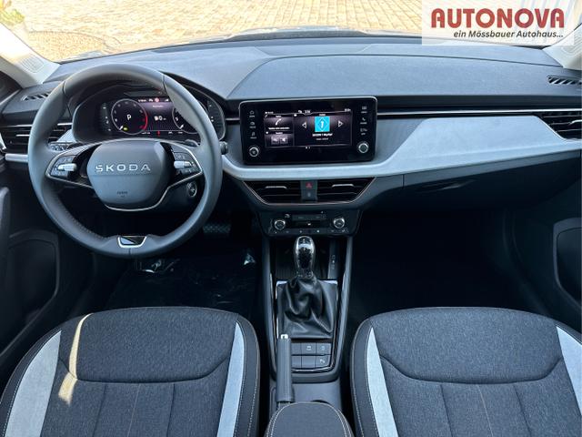 Skoda / Kamiq / Grau / / / 130 Jahre Premium Edition 1.5 TSI 150 PS DSG Anh&auml;ngerkupplung-AppleCarPlay-AndroidAuto-Winterpaket-Alcantara-DAB-Tempomat-Totwinkelassist-Kamera-SunSet-el.Heckklappe-17''Alu-Sofort, Beispielbilder, ggf. teilweise mit Sonderausstattung