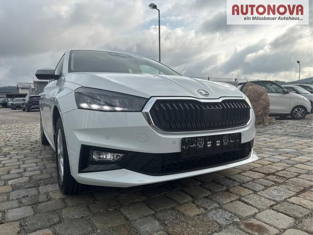 Skoda / Fabia / Wei&szlig; / / / , Beispielbilder, ggf. teilweise mit Sonderausstattung
