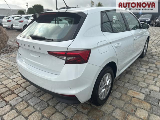 Skoda / Fabia / Wei&szlig; / / / , Beispielbilder, ggf. teilweise mit Sonderausstattung